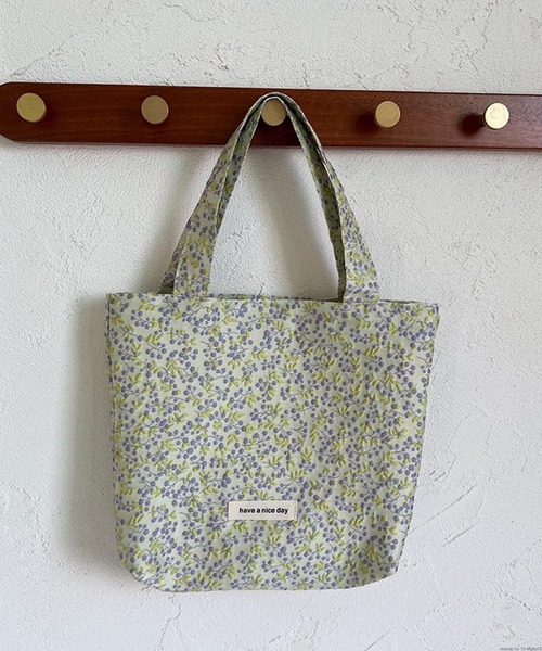 TONE SELECT GOODS（トーンセレクトグッズ）の「Liaa/花柄 ミニトートバッグ A18425（トートバッグ・レディース・グリーン系1/グリーン系3/ブルー/ライトブルー/グリーン系2/ピンク・FREE）」の2枚目の写真