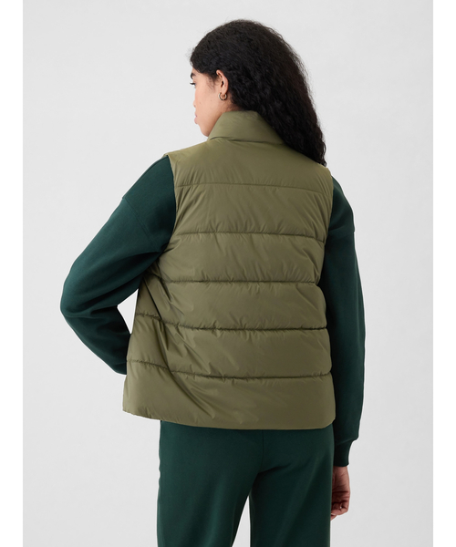 GAP（ギャップ）の「コールドコントロール パファーベスト（ダウンベスト・レディース・カーキ/ブラック/アイボリー・XS/S/M/L/XXS）」の9枚目の写真