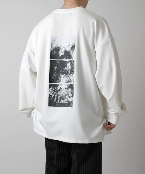 Confirm（コンファーム）の「ドレープとろみ オーバーサイズ ワンポイント / フロントプリント / バックプリント ビッグシルエット ダンボールニット プルオーバースウェット【Confirm】（スウェット・メンズ・ブラック/グレー系その他/ブラック系その他2/グレー系2/グレー/チャコールグレー/ブラック系その他/グレー系/ホワイト系その他2/ホワイト/ホワイト系その他/グレー系その他2・M/L）」の13枚目の写真