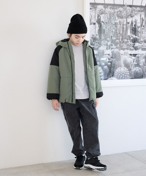 GLOBAL WORK(グローバルワーク)の「ライトウォームスマートブルゾン/115704(ブルゾン・キッズ・カーキ/ブラック/ベージュ×ブラック・120cm/130cm/140cm/150cm/160cm/170cm)」の20枚目の写真