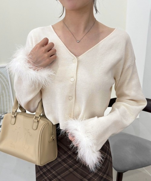 one after another NICE CLAUP(ワンアフターアナザーナイスクラップ)の「マラボーカーディガン(カーディガン/ボレロ・レディース・サックスブルー/ピンク/ブラック/アイボリー・FREE)」の6枚目の写真