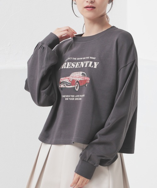 Honeys（ハニーズ）の「ショート丈ゆるトップス（Tシャツ/カットソー・レディース・杢グレー/アイボリー/スミクロ/レッド/グリーン・S/M/L）」の2枚目の写真