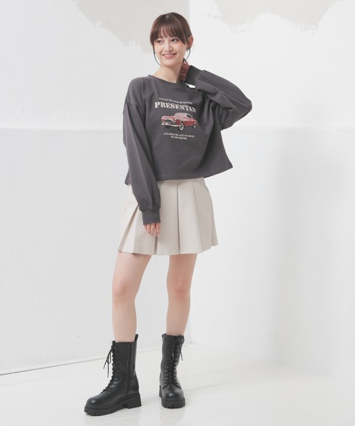 Honeys（ハニーズ）の「ショート丈ゆるトップス（Tシャツ/カットソー・レディース・杢グレー/アイボリー/スミクロ/レッド/グリーン・S/M/L）」の8枚目の写真