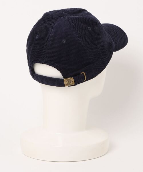 Q（キュー）の「コーデュロイキャップ（キャップ・レディース・ベージュ/ネイビー・ONE SIZE）」の3枚目の写真
