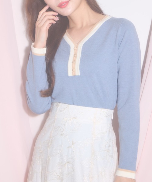 tocco closet(トッコ クローゼット)の「【ZOZO限定】配色Vネックニットトップス(ニット/セーター・レディース・ベージュ/ブラック/ライトブルー/オフホワイト・M)」の18枚目の写真