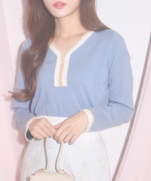 tocco closet(トッコ クローゼット)の「【ZOZO限定】配色Vネックニットトップス(ニット/セーター・レディース・ベージュ/ブラック/ライトブルー/オフホワイト・M)」の20枚目の写真
