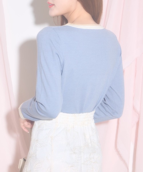 tocco closet(トッコ クローゼット)の「【ZOZO限定】配色Vネックニットトップス(ニット/セーター・レディース・ベージュ/ブラック/ライトブルー/オフホワイト・M)」の22枚目の写真