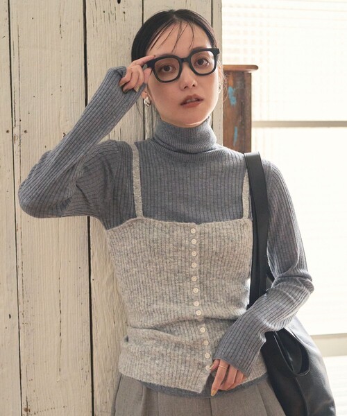 FREAK'S STORE(フリークスストア)の「【べストセラー】ウォッシャブル タートルネックニット(ニット/セーター・レディース・オフホワイト/グレー/レッド/ベージュ/ブラック・フリ-)」の4枚目の写真