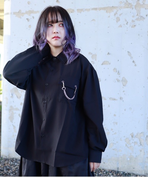 Bling Leads(ブリングリーズ)の「Z)【BLINGLEADS】ABM21890 チェーン付きポケットシャツ(シャツ/ブラウス・メンズ・ホワイト/ブラック・FREE)」の2枚目の写真