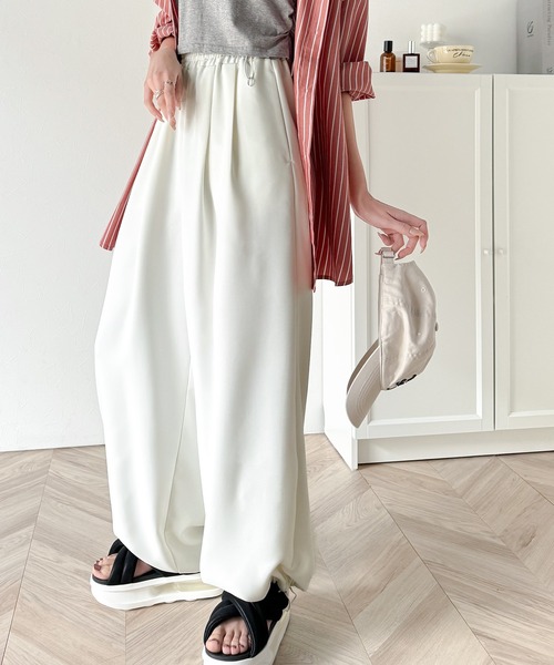 classicalelf（クラシカルエルフ）の「楽ちんなのに洒落見え！ドロストデザインイージーパンツ（その他パンツ・レディース・ブラック/オフホワイト・X-LARGE/SMALL/MEDIUM/LARGE）」の14枚目の写真