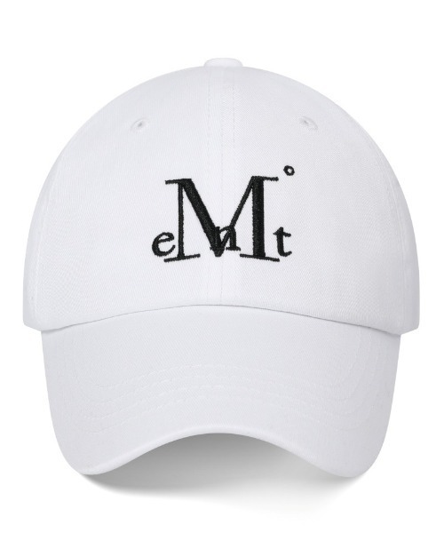 MUCENT(ムセント)の「MUCENT(ムセント)/ブランド直輸入正規品 シグネチャー ロゴ ベースボール キャップ サイズ調整可能/SIGNATURE BALL CAP(キャップ・レディース・クリーム/ピンク/ブラウン/ネイビー/ベージュ/その他1/ブラック/カーキ/グレー/チャコールグレー/ブルー系その他/その他2/その他3/グリーン系カモフラージュ/グレー系カモフラージュ/ブラック系その他/その他4/ブラウン系その他/ブラック系その他2/ブルー系その他2/オリーブ/ライトブルー/ライトピンク/グレイッシュベージュ/バイオレット/ダークカーキ/ワインレッド/その他5/その他6/ブラック系その他3/その他7/その他9/その他8/その他10/ブラック×ホワイト/バーガンディー/レッド系その他/グリーン/ネイビー×ホワイト/ブルー系その他3/グレー系その他/ブルー系その他4/ブラウン系その他2/ブルー/ホワイト・FREE)」の2枚目の写真