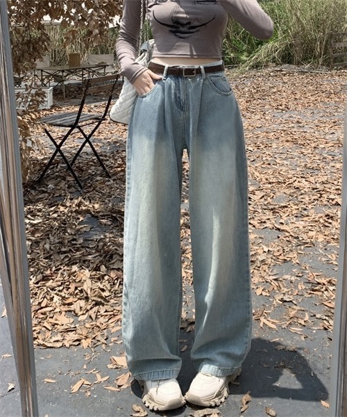 Dream garden(ドリームガーデン)の「タックハイウエストワイドデニムパンツ(デニムパンツ・レディース・ブルー/ネイビー/ライトブルー/ブルーグレー/グレー・L/M/XL/S/2XL)」の1枚目の写真