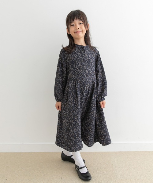URBAN RESEARCH DOORS（アーバンリサーチドアーズ）の「『親子リンク』フラワープリントワンピース(KIDS)（ワンピース・キッズ・ネイビー/ブラック・105/120/135）」の10枚目の写真