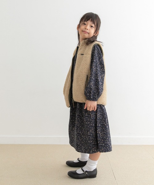 URBAN RESEARCH DOORS（アーバンリサーチドアーズ）の「『親子リンク』フラワープリントワンピース(KIDS)（ワンピース・キッズ・ネイビー/ブラック・105/120/135）」の18枚目の写真