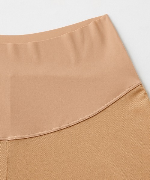 GUNZE(グンゼ)の「ADVANCE LABEL/アドバンスレーベル ロング フレアパンツ(透け防止・キュロットペチコート)(その他アンダーウェア/インナー・レディース・グレー系その他/ベージュ/スミクロ・MEDIUM/LARGE/X-LARGE)」の7枚目の写真