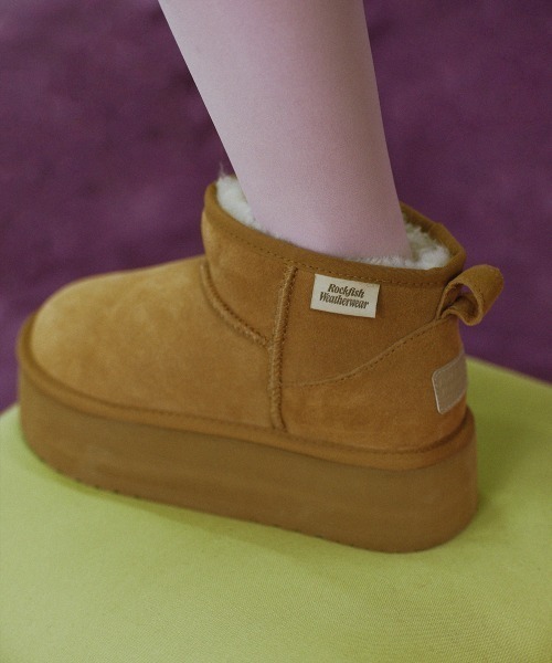 ROCKFISH WEATHERWEAR（ロックフィッシュウェザーウェア）の「ORIGINAL MAXI FLATFORM WINTER BOOTS_MINI 3.5"（ブーツ・レディース・モカ/ベージュ/ブラック・24.0cm/25.0cm/23.0cm）」の3枚目の写真