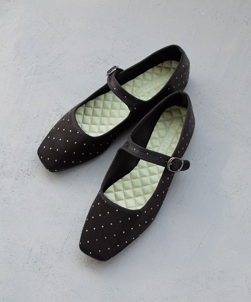 CHANEL ブラック スエード フラットパンプス LOWRYS FARM（ローリーズファーム）の「ベルトフラットシューズ 283805