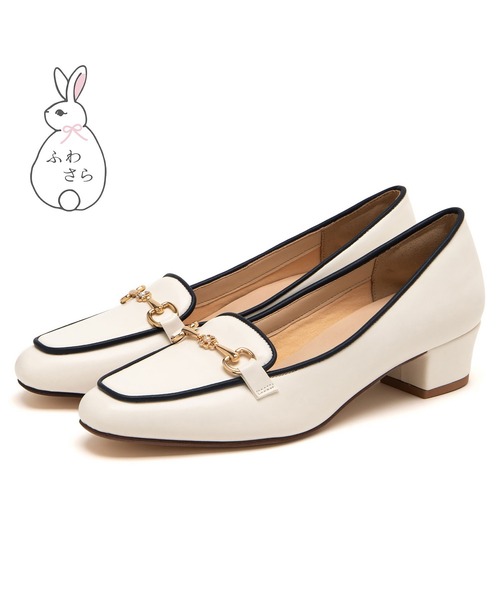 JELLY BEANS（ジェリービーンズ）の「フラワービットローファーパンプス<ふわさら>＜痛くない!＞＜疲れない＞(204-51882)JELLY BEANS(ジェリービーンズ)（パンプス・レディース・ライトグレー/ホワイト・21.5/22/22.5/23/23.5/24/24.5/25/25.5）」の15枚目の写真
