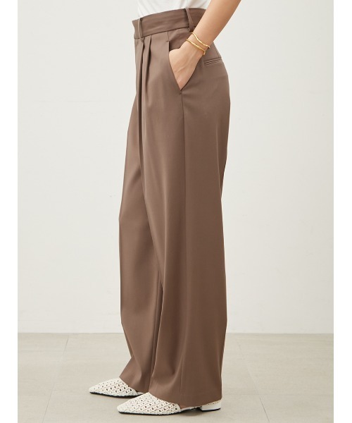 Mila Owen（ミラオーウェン）の「マーベルトデザインタックワイドパンツ（スラックス・レディース・モカ/ブラック/アイボリー・1/0）」の6枚目の写真