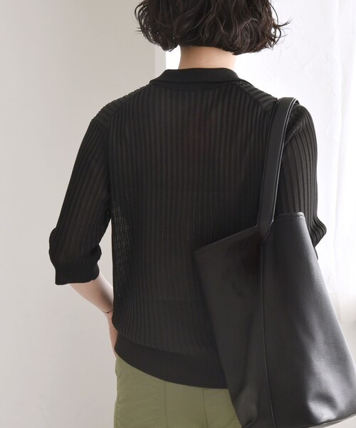 quaranciel(カランシエル)の「quaranciel:〈手洗い可能〉シアー ラメ ポロ リブ ニット プルオーバー(ニット/セーター・レディース・ベージュ/ブラック/シルバー・ONE SIZE)」の9枚目の写真