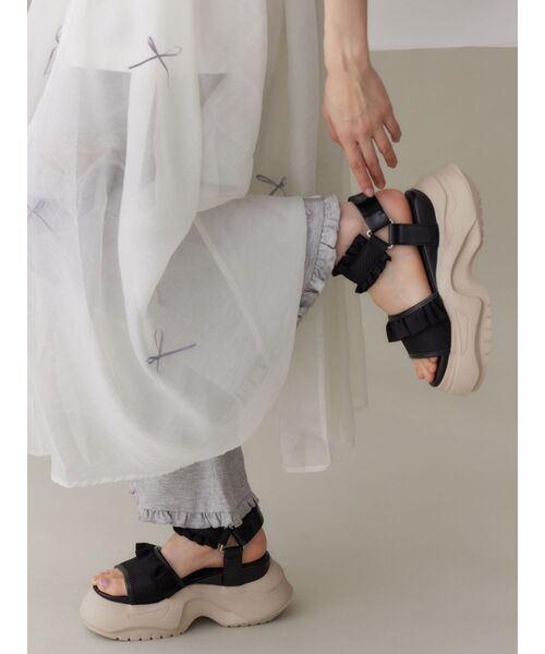 merry jenny(メリージェニー)の「ribbonシアーレイヤードキャミワンピース(ワンピース・レディース・ブラック/オフホワイト/ベージュ・FREE)」の13枚目の写真