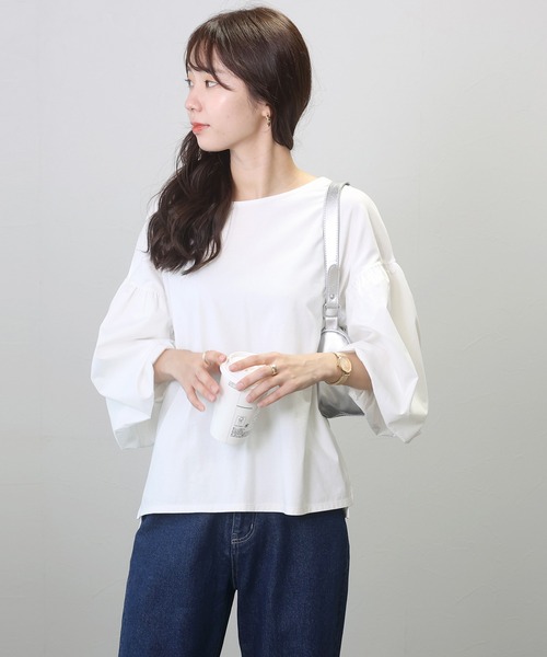 Aletta vita(アレッタビータ)の「布帛切替バルーンスリーブブラウスカットソー(Tシャツ/カットソー・レディース・ブラック/グレイッシュベージュ/オフホワイト・FREE)」の14枚目の写真