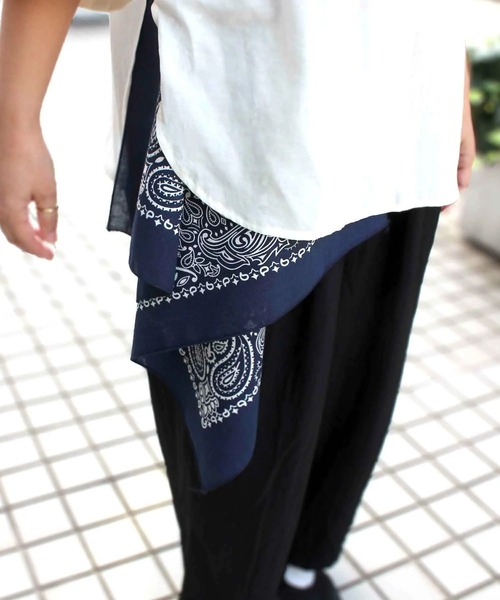 HAV-A-HANK（ハバハンク ）の「【HAV-A-HANK】ハバハンク ペイズリー柄バンダナ MADE IN USA NBA-0001（バンダナ/スカーフ・メンズ・オリーブ/サックスブルー/ブラック×レッド/グレー/ターコイズブルー/シルバー/ブラウン/レッド/ピンク/ライム/グリーン/バーガンディー/ベージュ/ネイビー/オレンジ/ダークネイビー/ロイヤルブルー/ブラック/ホワイト・FREE）」の14枚目の写真