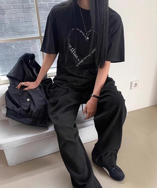 Lace Ladies(レースレディース)の「ハート ロゴプリント オーバーサイズ 半袖 Tシャツ(Tシャツ/カットソー・レディース・ホワイト/ダークグレー/ブラック・M/XL)」の4枚目の写真