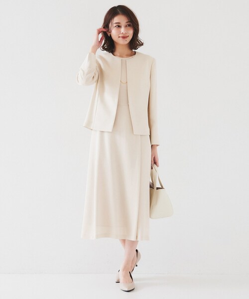 UNTITLED（アンタイトル）の「【セットアップ可/短丈】ドライタッチジャケット（ノーカラージャケット・レディース・オフホワイト/ナチュラル/ネイビー・00/01/02/03/04/42/44/46/48/50）」の10枚目の写真