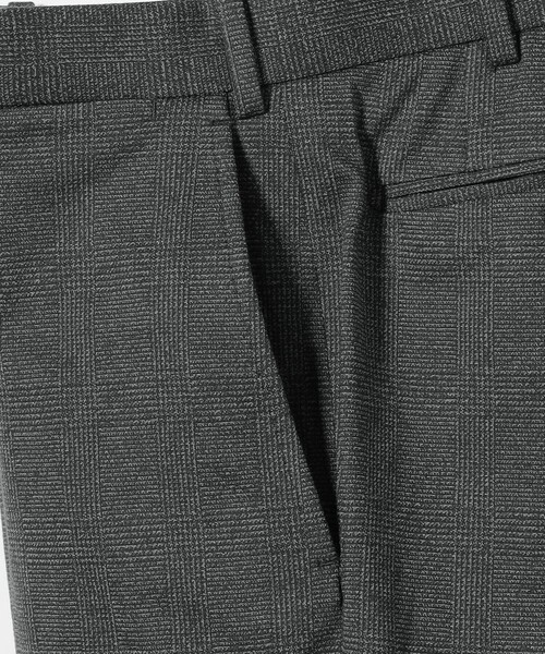 UNITED ARROWS(ユナイテッドアローズ)の「メランジ グレンプレイド ノープリーツ テーパード スラックス COMFORT EASY-MODEL(スラックス・メンズ・ダークグレー・44/50/48/46/52)」の8枚目の写真