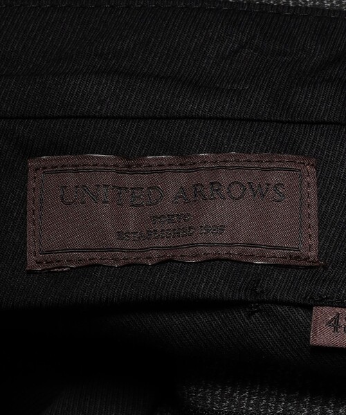 UNITED ARROWS(ユナイテッドアローズ)の「メランジ グレンプレイド ノープリーツ テーパード スラックス COMFORT EASY-MODEL(スラックス・メンズ・ダークグレー・44/50/48/46/52)」の13枚目の写真
