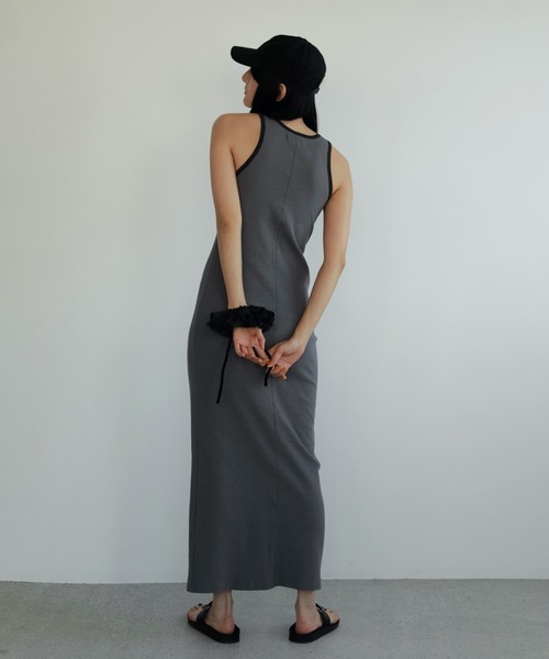 anuke（アンヌーク）の「Bicolor Rib Onepiece（ワンピース・レディース・ブラウン/チャコールグレー・36inch/38inch）」の8枚目の写真