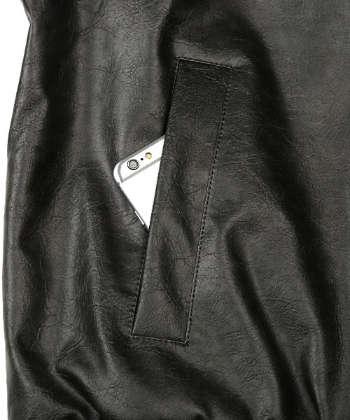 LUXSTYLE（ラグスタイル）の「PUレザージップアップブルゾン（ライダースジャケット・メンズ・チャコールグレー/ブラウン・M/L）」の7枚目の写真