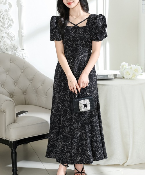 Lace Ladies(レースレディース)の「ボタニカル プリント パフスリーブ バックコンシャス ワンピース(ワンピース・レディース・ベージュ/ブラック/アイボリー・FREE/S)」の11枚目の写真