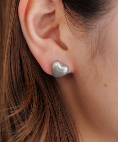 flower(フラワー)の「バルーンハートピアス(ピアス(片耳用)・レディース・ゴールド/シルバー・FREE)」の1枚目の写真