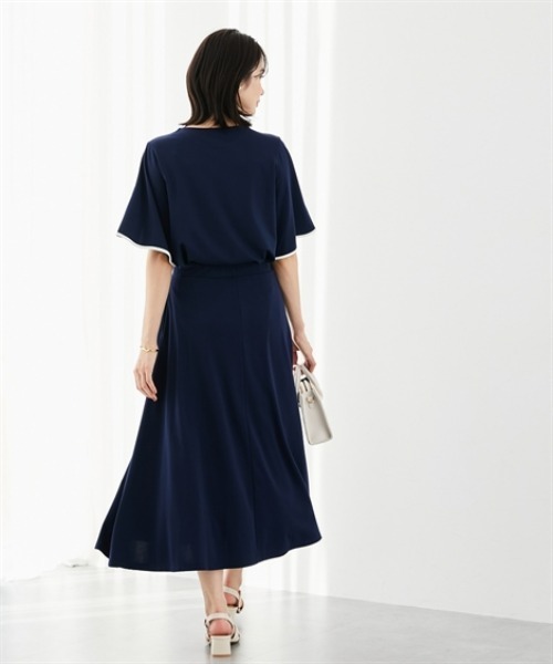 7days Life Styling(セブンデイズライフスタイリング)の「【接触冷感】シルケット加工配色フラワースリーブトップス(Tシャツ/カットソー・レディース・オフホワイト/ライトベージュ/サックスブルー/ブラウン/ネイビー・M/L/LL/3L/S)」の14枚目の写真