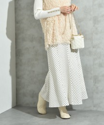 サッカードットプリントスカート