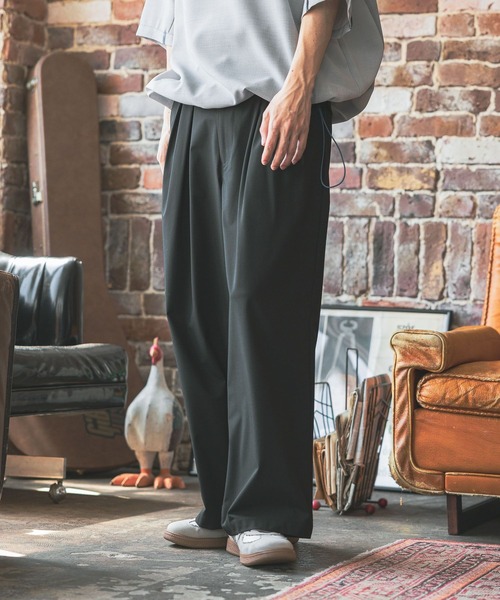 (新品)niko and….     BASIK スーツ　ワイドパンツ niko and（ニコアンド）の「ツイルタックワイドパンツ