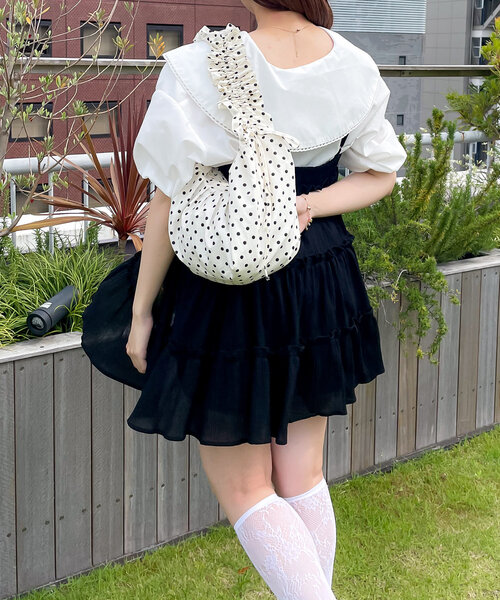 w closet（ダブルクローゼット）の「ドットシャーリングBAG（トートバッグ・レディース・ブラック/オフホワイト・FREE）」の14枚目の写真