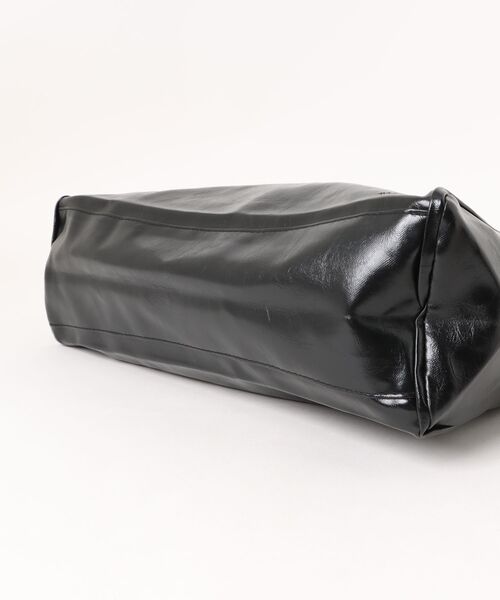 Sakka(サッカ)の「大容量 PUレザートートバッグ(トートバッグ・レディース・ブラック/ベージュ/ブラウン/ブルー/ワイン・FREE)」の14枚目の写真