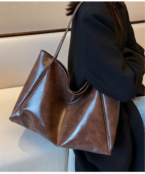 Sakka(サッカ)の「大容量 PUレザートートバッグ(トートバッグ・レディース・ブラック/ベージュ/ブラウン/ブルー/ワイン・FREE)」の1枚目の写真