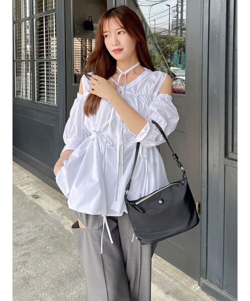 dazzlin(ダズリン)の「ギャザーバルーンペプラムブラウス(シャツ/ブラウス・レディース・ライトブルー/オフホワイト/ブルー/イエロー/その他1/キャメル・FREE)」の19枚目の写真