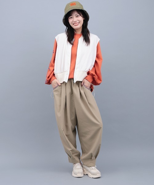 チチカカ（チチカカ）の「ピーチスキンエッグタックパンツ（その他パンツ・レディース・ベージュ/グリーン/ブラック・MEDIUM/LARGE）」の6枚目の写真