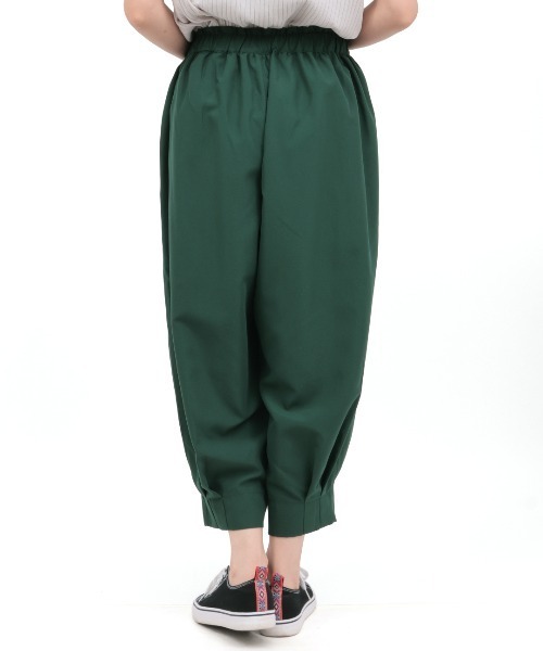 チチカカ（チチカカ）の「ピーチスキンエッグタックパンツ（その他パンツ・レディース・ベージュ/グリーン/ブラック・MEDIUM/LARGE）」の12枚目の写真