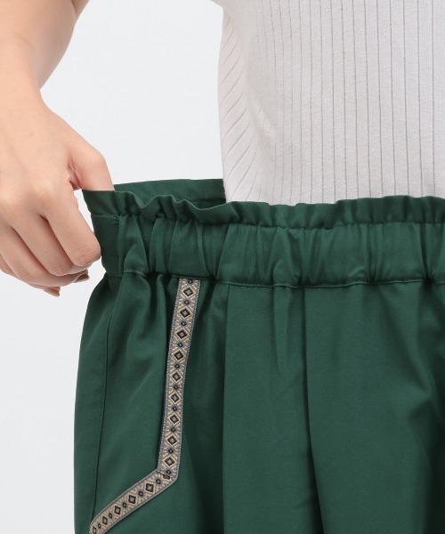 チチカカ（チチカカ）の「ピーチスキンエッグタックパンツ（その他パンツ・レディース・ベージュ/グリーン/ブラック・MEDIUM/LARGE）」の15枚目の写真