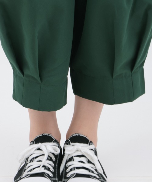 チチカカ（チチカカ）の「ピーチスキンエッグタックパンツ（その他パンツ・レディース・ベージュ/グリーン/ブラック・MEDIUM/LARGE）」の14枚目の写真