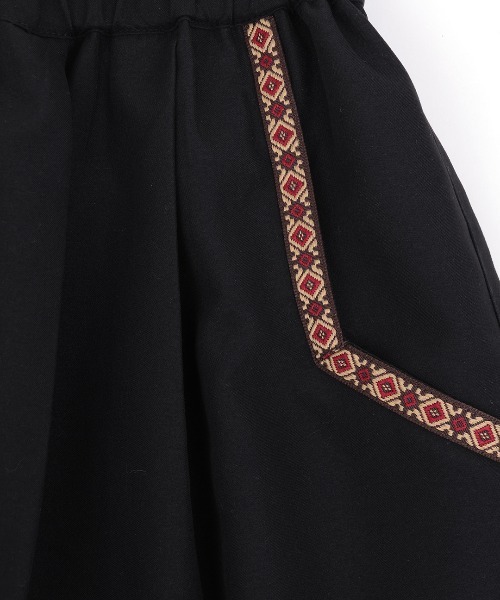 チチカカ（チチカカ）の「ピーチスキンエッグタックパンツ（その他パンツ・レディース・ベージュ/グリーン/ブラック・MEDIUM/LARGE）」の18枚目の写真