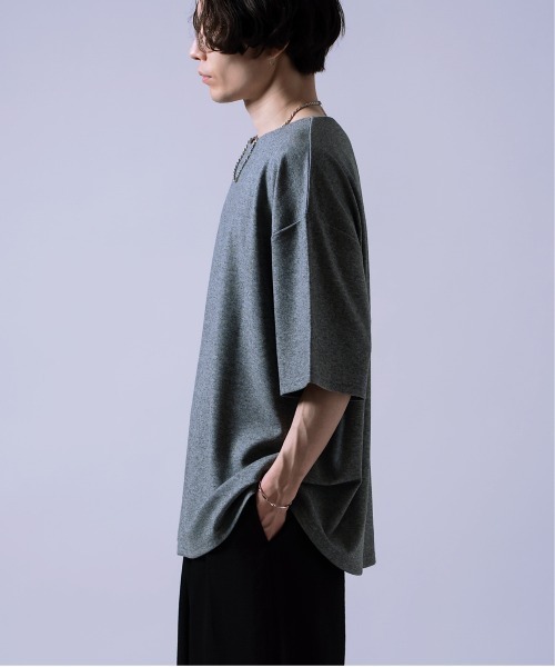 Crownor(クラウノアー)の「ボートネック 裾ラウンド 半袖Tシャツ(Tシャツ/カットソー・メンズ・グレー/ベージュ/ブラック・SMALL/MEDIUM/LARGE)」の12枚目の写真