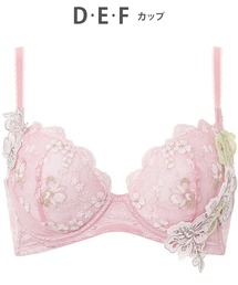 Wing Lesiage（ウイングレシアージュ）の「「後ろ姿きれいブラ」（ブラジャー）」