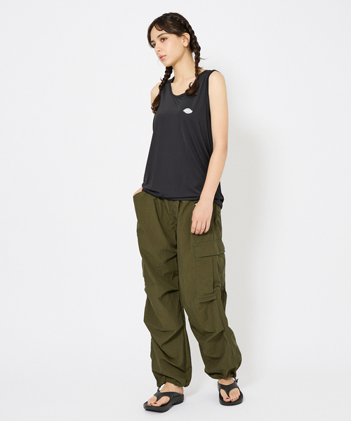Dickies(ディッキーズ)の「【DICKIES/ディッキーズ】冷感インナークルーノースリーブ/冷感タンクトップ 81026900/81027000インナー/接触冷感 吸水速乾 インナー クイックドライ /ノースリーブ&タンクトップ(タンクトップ・メンズ・ブラック系その他/ブラック系その他2・M/L)」の4枚目の写真